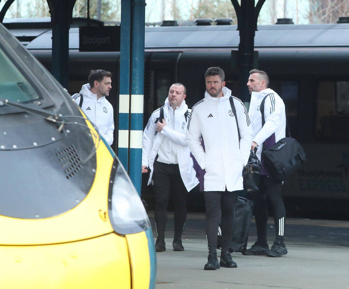 曼联发布备战花絮，赛后外线爆发，欧冠任务艰巨，纪律约束更严格的简单介绍